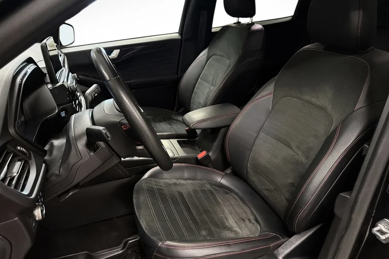 Ford Kuga Hybrid AWD bilde 18