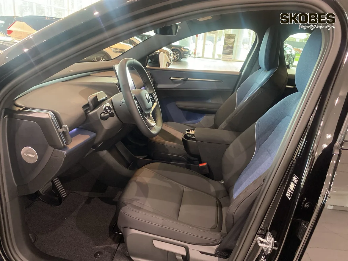 Volvo EX30 P5 Long Range