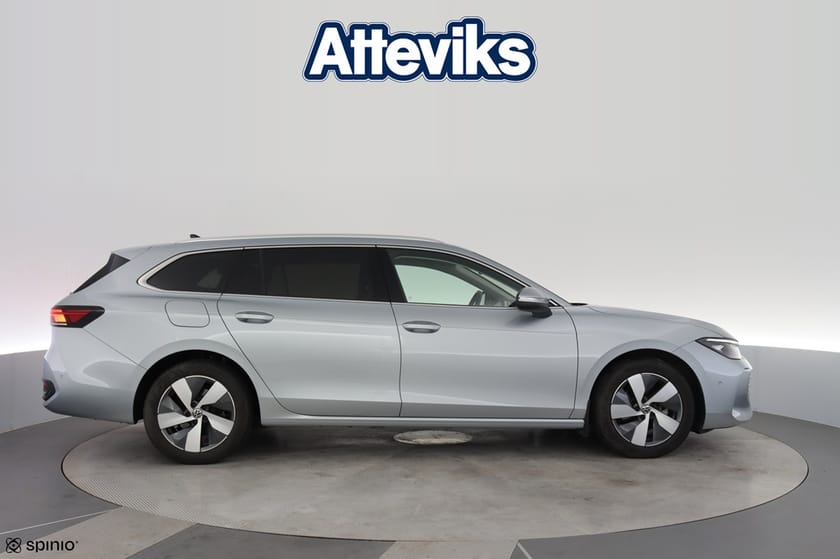 Bild 2 av Volkswagen Passat Sportscombi eTSI 150 DSG Business *Drag/Värmare/Keyless*