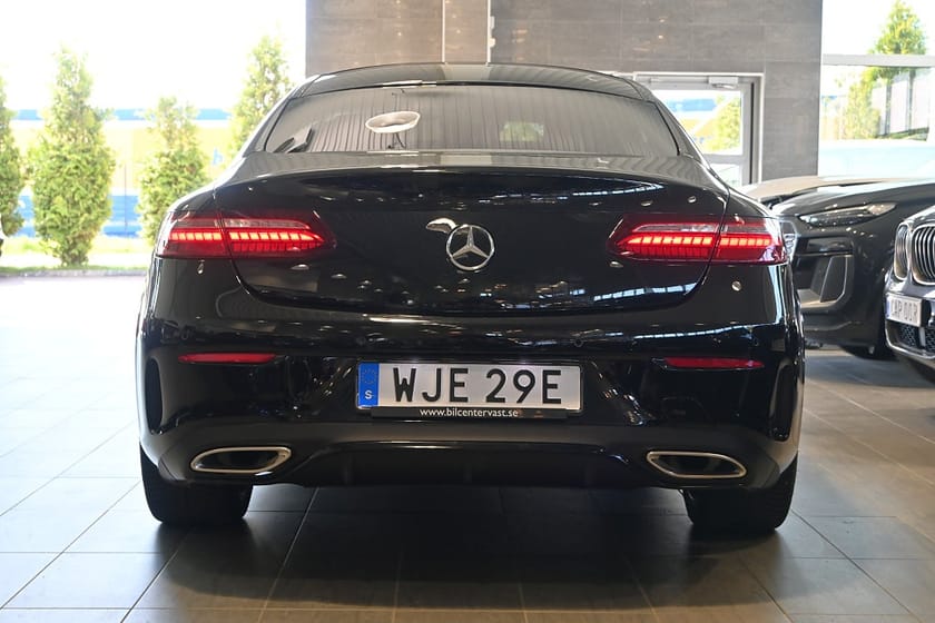 Bild 3 av Mercedes-Benz E 300 Coupé AMG Night Pano HUD Burmester