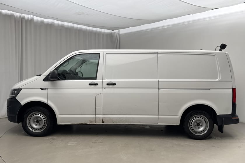 Bild 2 av Volkswagen Transporter T6 2.0 TDI 4MOTION 150hk Värmare Drag
