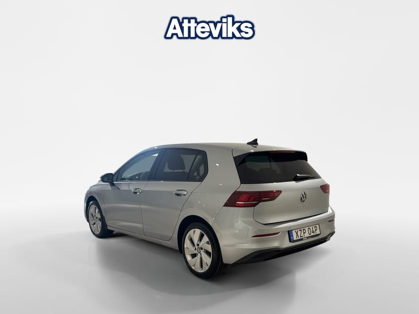Bild 4 av Volkswagen Golf * Ny * Lagerbil / Adaptiv farth / Dragkrok