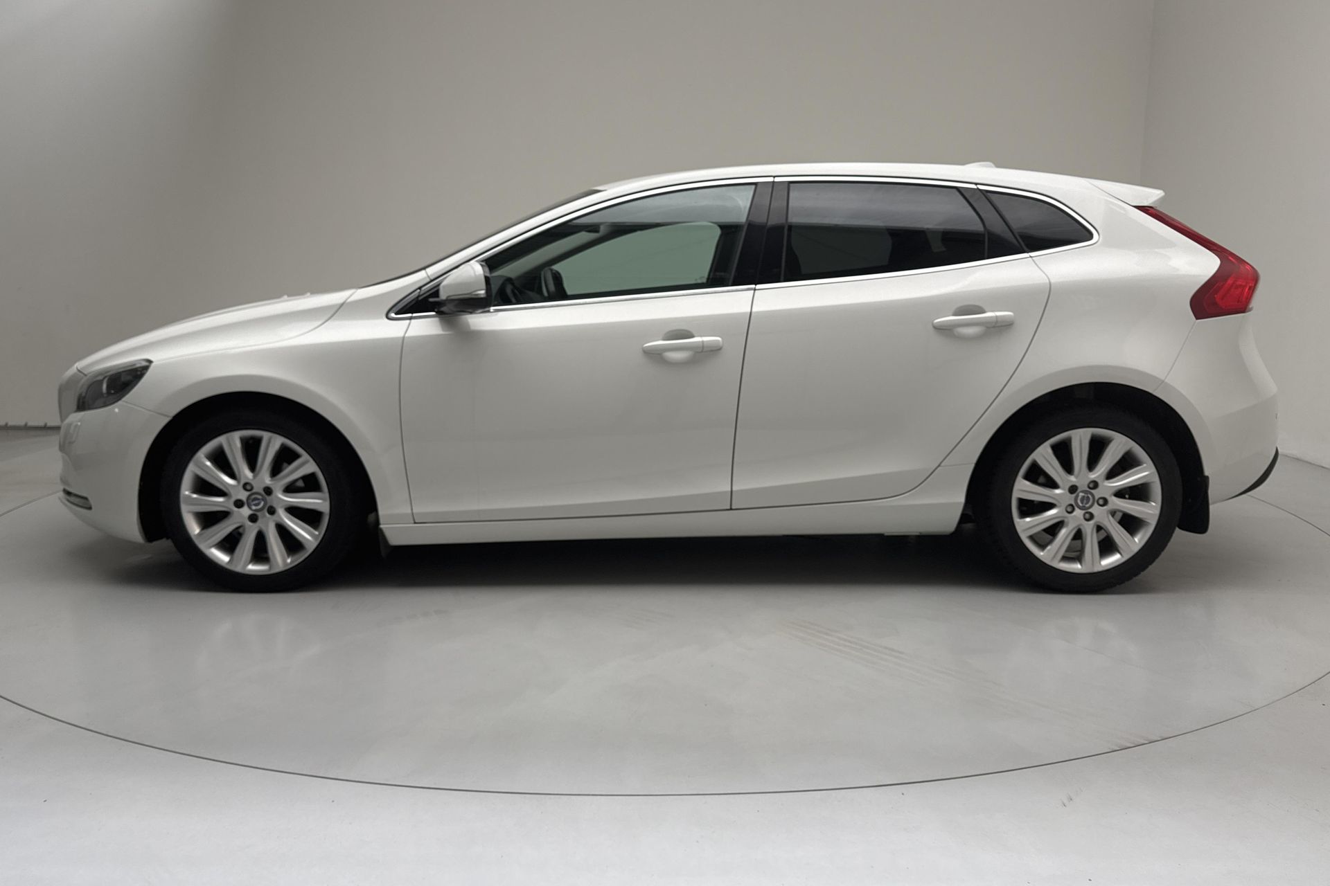 Volvo V40 D2 2015, bild 2/10