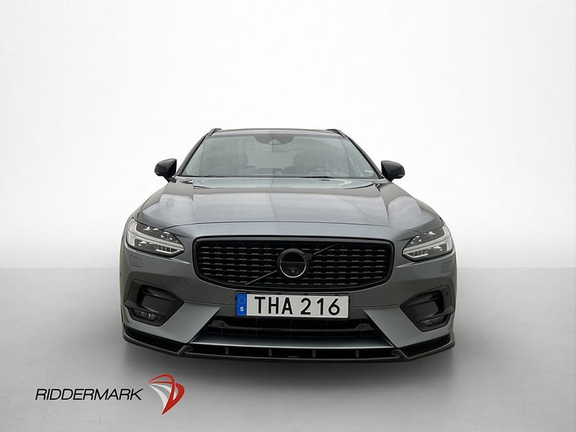 Bild 2 av Volvo V90 D4 AWD R-Design Pano B&W VOC HUD 360° CarPlay Drag