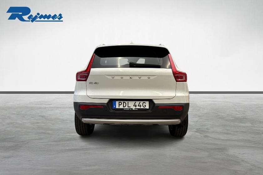 Bild 5 av Volvo XC40 B4 AWD Bensin Momentum Advanced SE