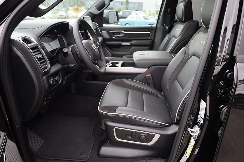 Bild 5 av RAM 1500 Crew Cab