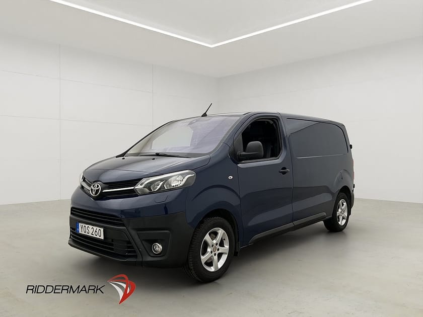 Bild 3 av Toyota Proace 2.0D Ny-Kamrem Värmare HUD PDC Dragkrok