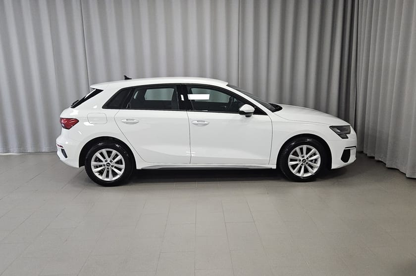 Bild 4 av Audi A3 Sportback 35 TFSI Proline 150HK Aut