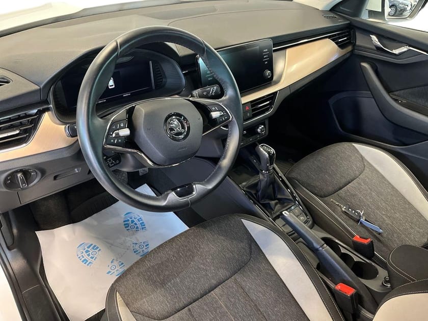 Bild 4 av Škoda Kamiq STYLE 1,0 TSI 110 HK DSG DRAGKROK/BACKKAMERA