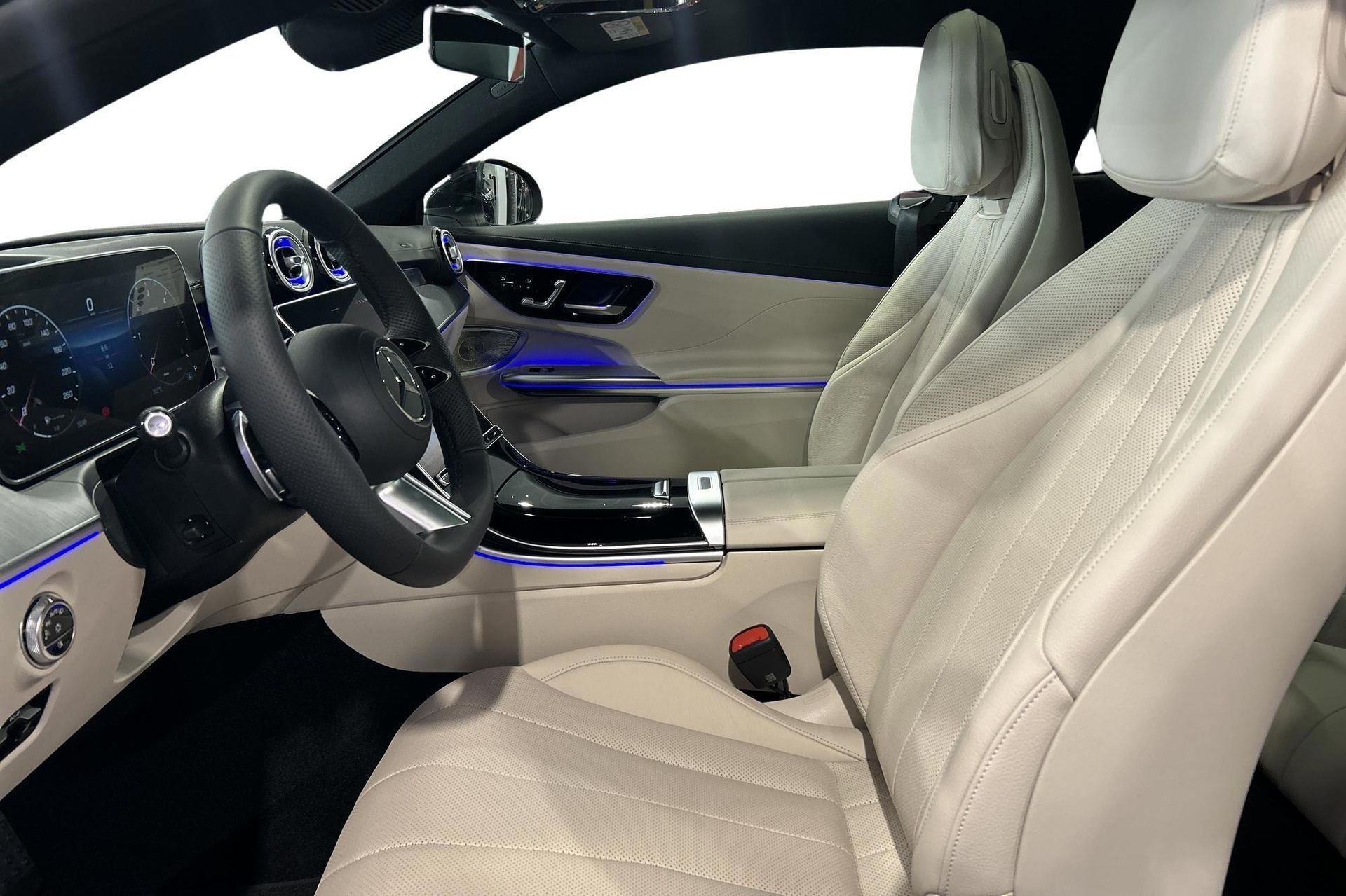 Mercedes-Benz CLE 2024, photo 6/10