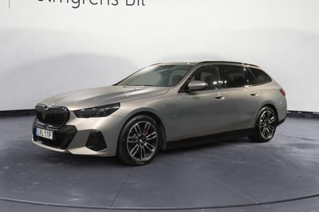 BMW 530e xDrive Touring M Sport Business DA Pro H K Drag