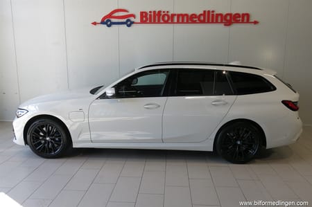 BMW 330e xDrive Touring 330 292hk, M-sport, drag