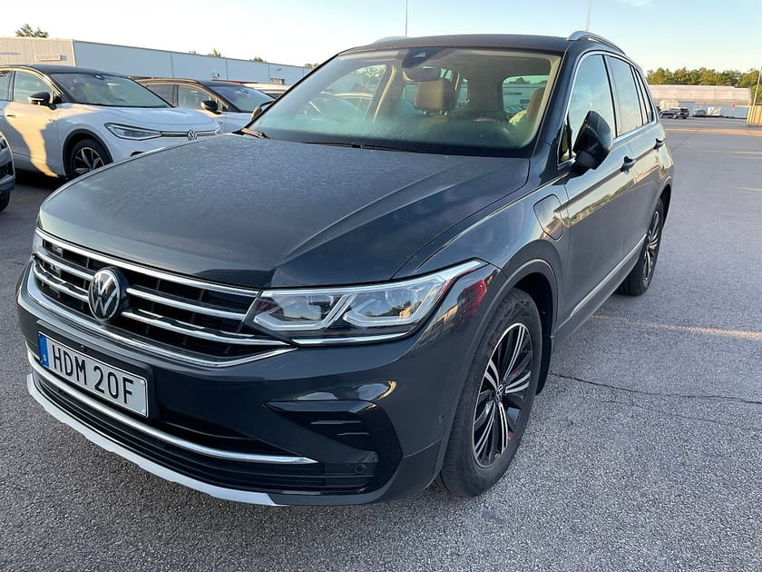 Bild 1 av Volkswagen Tiguan eHybrid Plug in 218HK Elegance