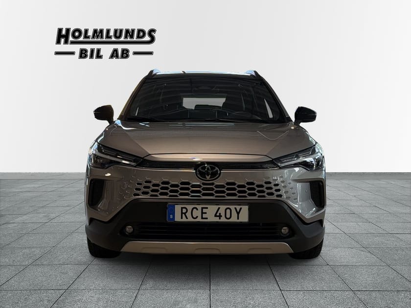 Bild 5 av Toyota Corolla Cross Hybrid AWD-i 2,0 197 hk Executive skyview