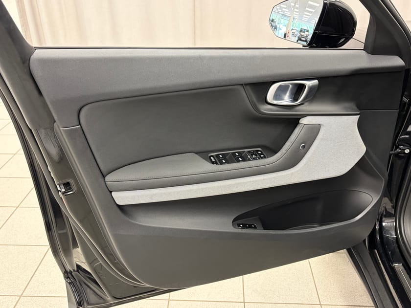 Bild 5 av Polestar 2 Long Range Dual Motor Performance 78kWh Perfomance