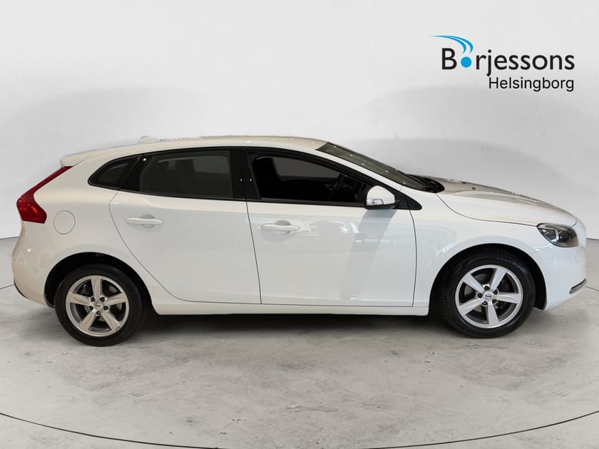 Bild 2 av Volvo V40 D2 MANUELL, 120HK, 2017
