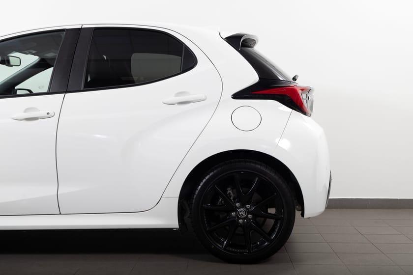 Bild 5 av Toyota Yaris Hybrid Style Backkamera Carplay
