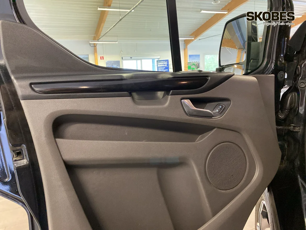 Ford Transit Custom 300