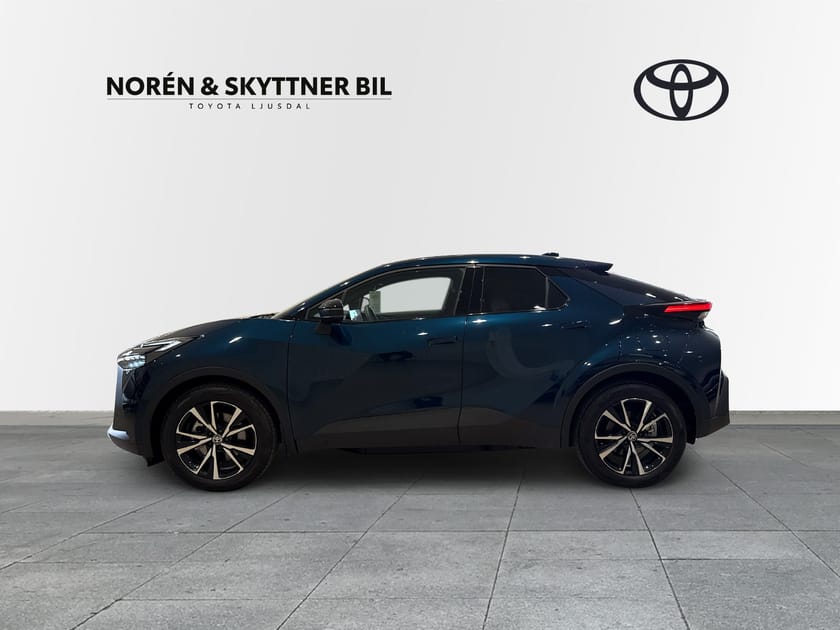 Bild 4 av Toyota C-HR PHEV 2.0 Laddhybrid Style /Vhjul Demobil