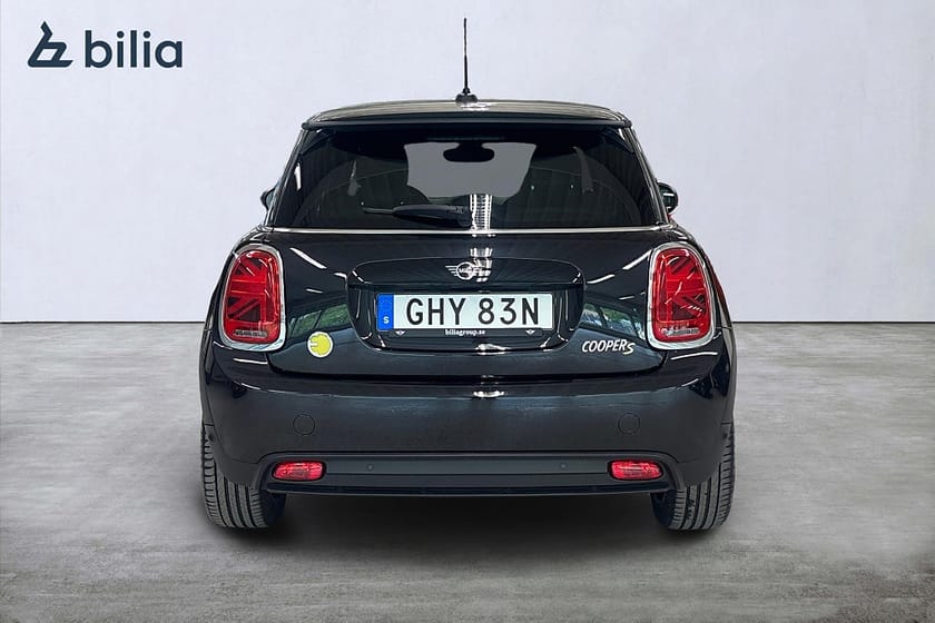Bild 5 av MINI Cooper SE ELECTRIC / ESSENTIAL / KUPEVÄRMARE / TONADE RUTOR
