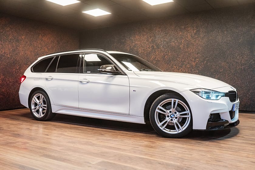Bild 2 av BMW 320i xDrive Touring M Sport | Pano | Läder | HiFi | 1581 kr/mån