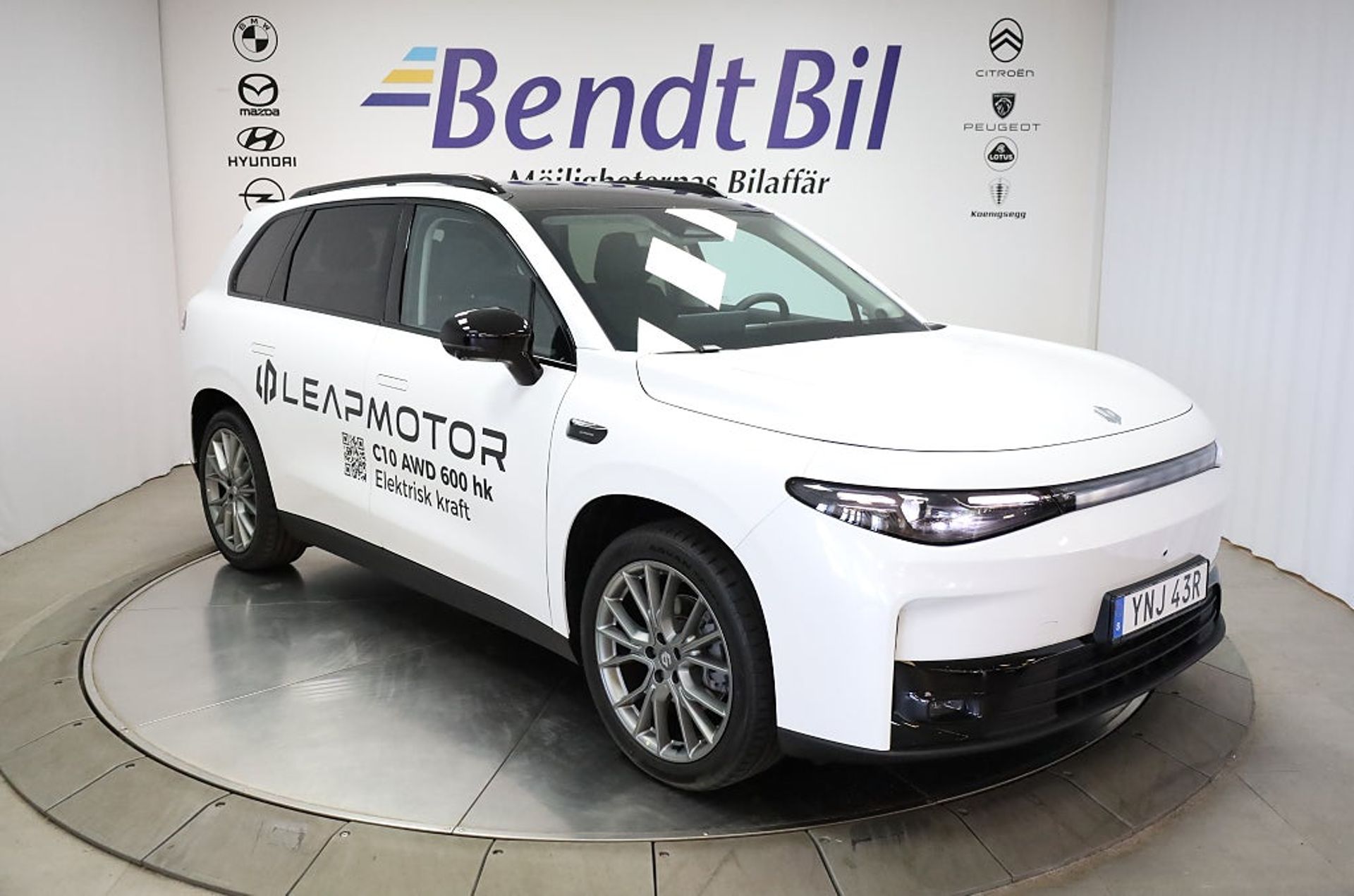Leapmotor C10