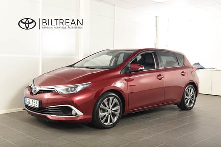 Toyota Auris Hybrid Elhybrid Executive Drag Navi Backkamera M-värm