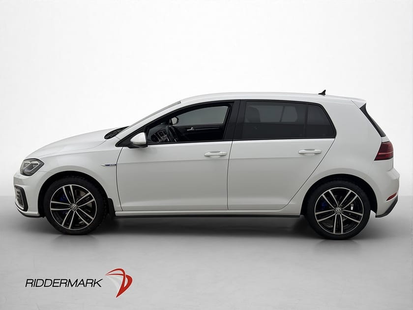 Bild 2 av Volkswagen Golf GTE 1.4 TSI 204hk Sensorer CarPlay