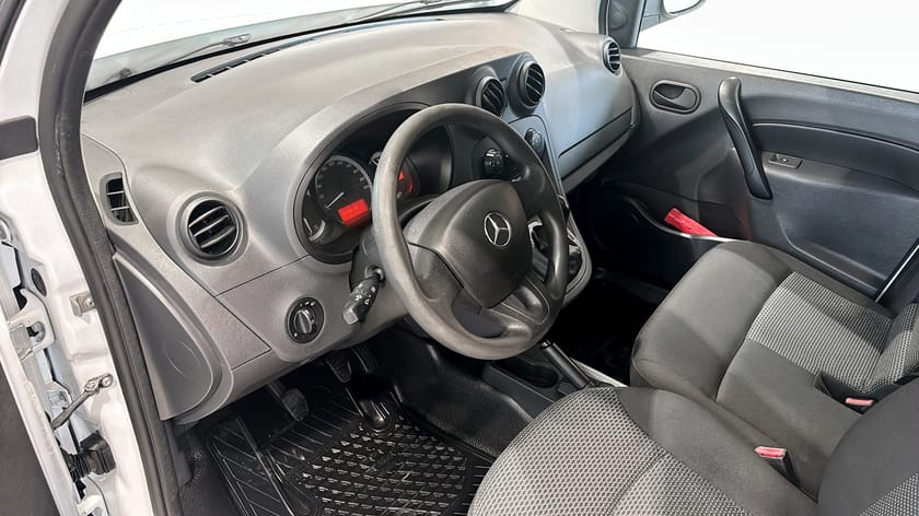 Bild 4 av Mercedes-Benz Citan 109 CDI LÅNG / Drag / 0,43l/10km