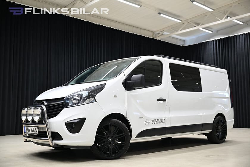 Bild 1 av Opel Vivaro Skåpbil CDTi 125HK Dubbelhytt|5-Sits|V-Inredd|Drag|Värmare|Moms