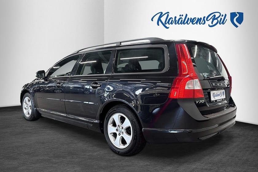Bild 3 av Volvo V70 2.5FT Momentum Euro 4 (200hk) M-Värmare Pdc Halvskinn