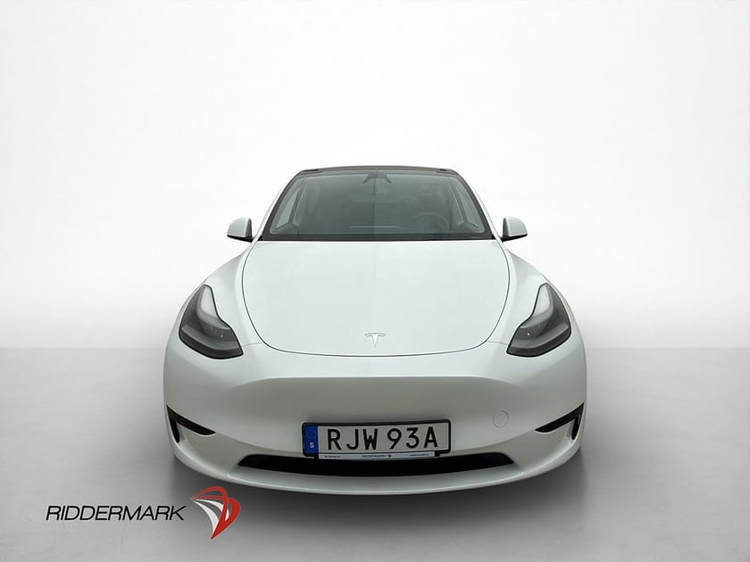 Bild 3 av Tesla Model Y Standard Range RWD Autopilot Värmepump Pano