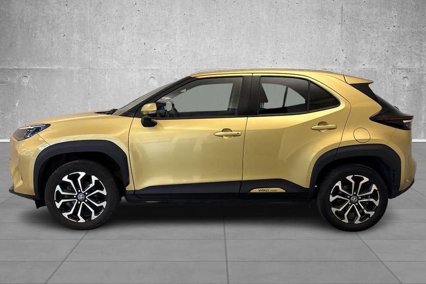 Bilde 2 av Toyota Yaris Cross Hybrid AWD-i Active Tech 4x4/automat/1 eier/alle servicer/