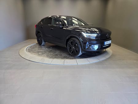 Volvo EC40 Twin Motor Performance Ultra Black Edition