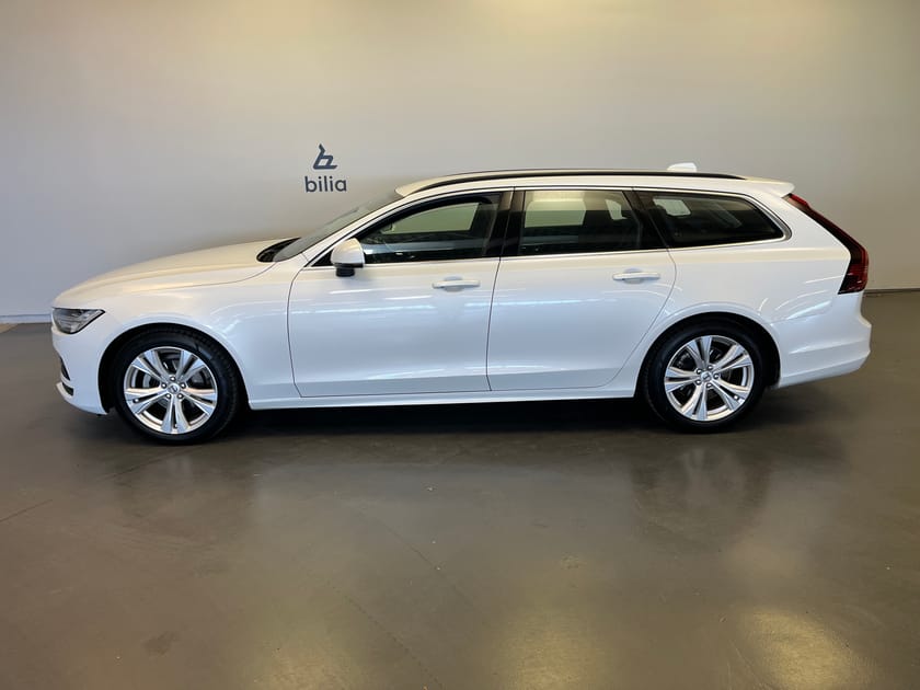 Bild 2 av Volvo V90 B4 Bensin Core/ Backkamera/ Navigation/ BLIS/ 10.000kr Tillbehör/