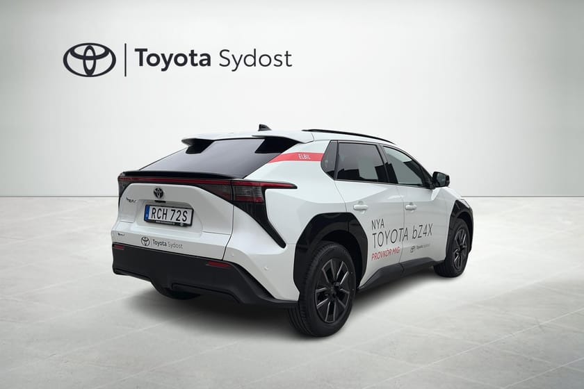Bild 3 av Toyota bZ4X