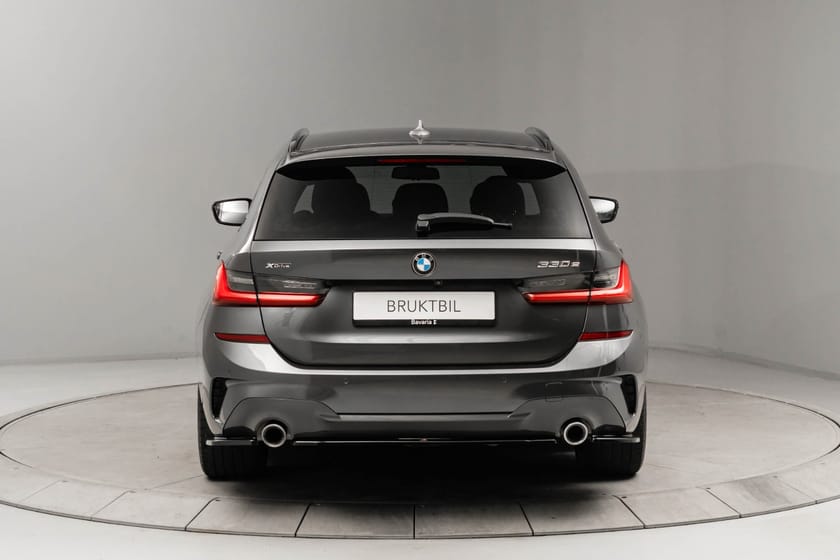 Bilde 3 av BMW 330e xDrive Touring 