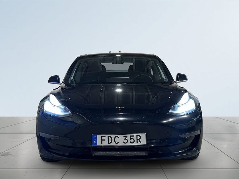 Bild 2 av Tesla Model 3 Long Range AWD