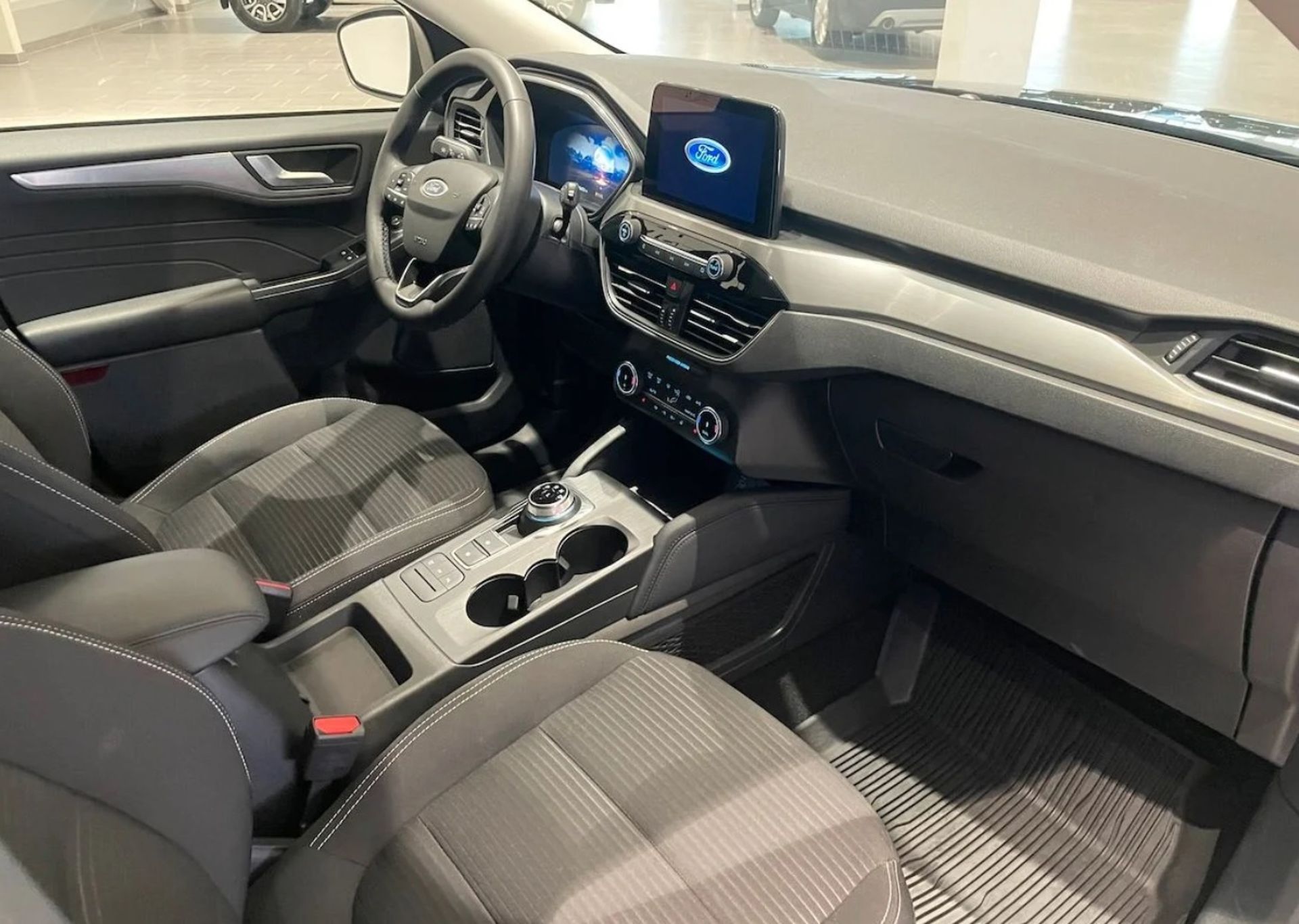 Ford Kuga TITANIUM 2.5 PLUG-IN HYBRID 2022, photo 7/10