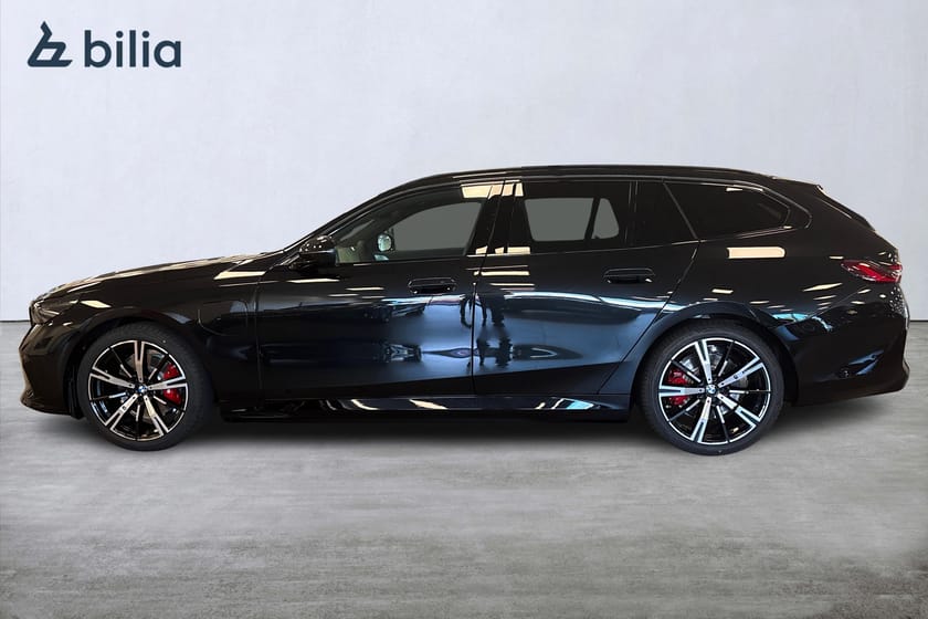 Bild 3 av BMW 530e xDrive Touring M Sport Pro / Pano / B&W / Drag / Adaptiv / 360