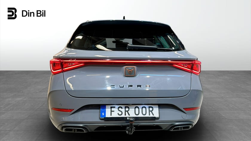 Bild 5 av CUPRA Leon Sportstourer eTSI150 DSG Drag/Backkamera