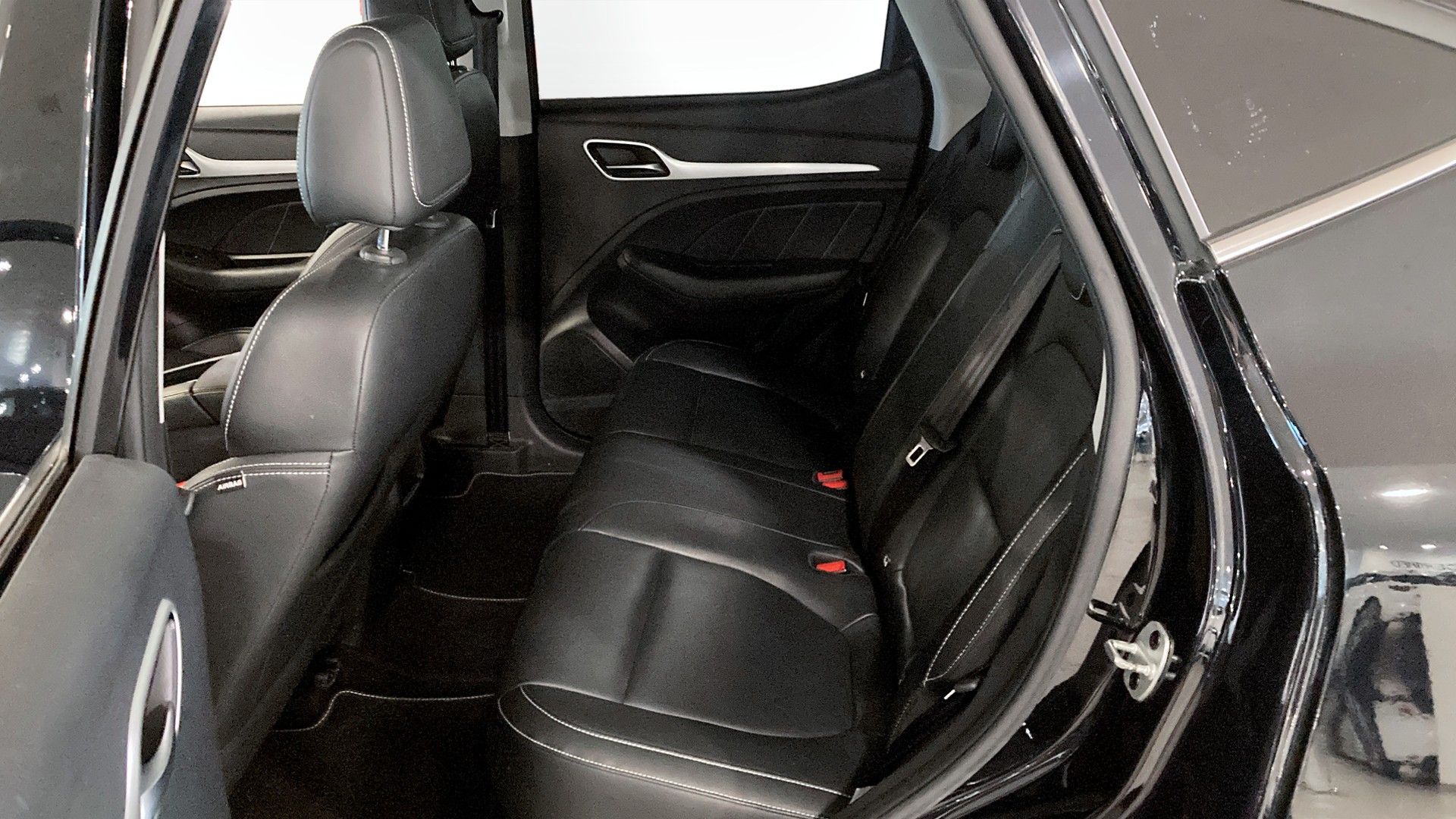 MG ZS 143hk, LUX LHD 45KWH LUXURY MY21 2021, bild 5/9