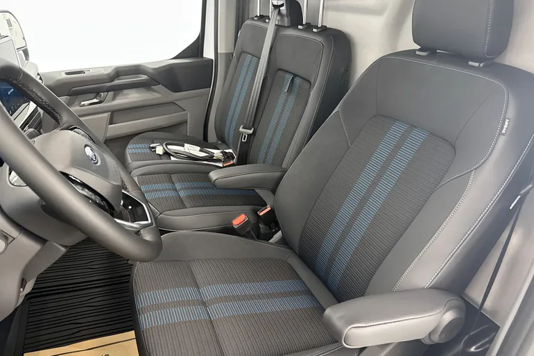 Ford E-Transit Custom 340 AWD