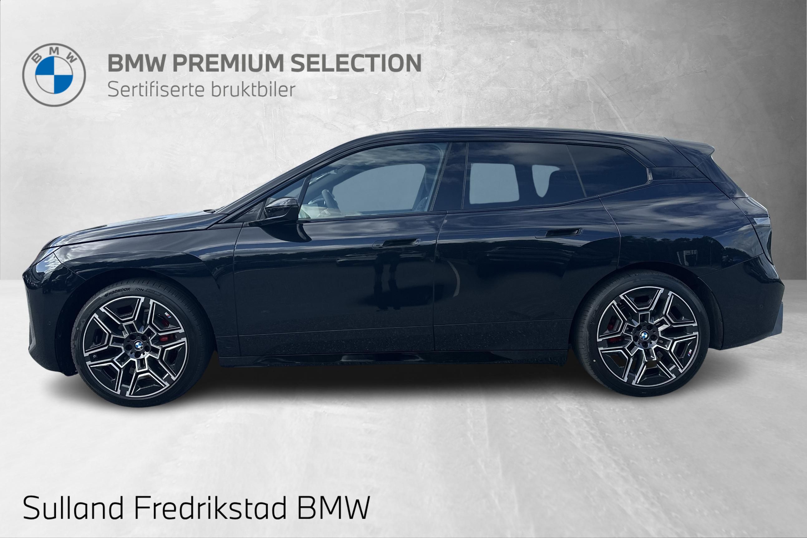 BMW iX xDrive60, 544ps, 2026