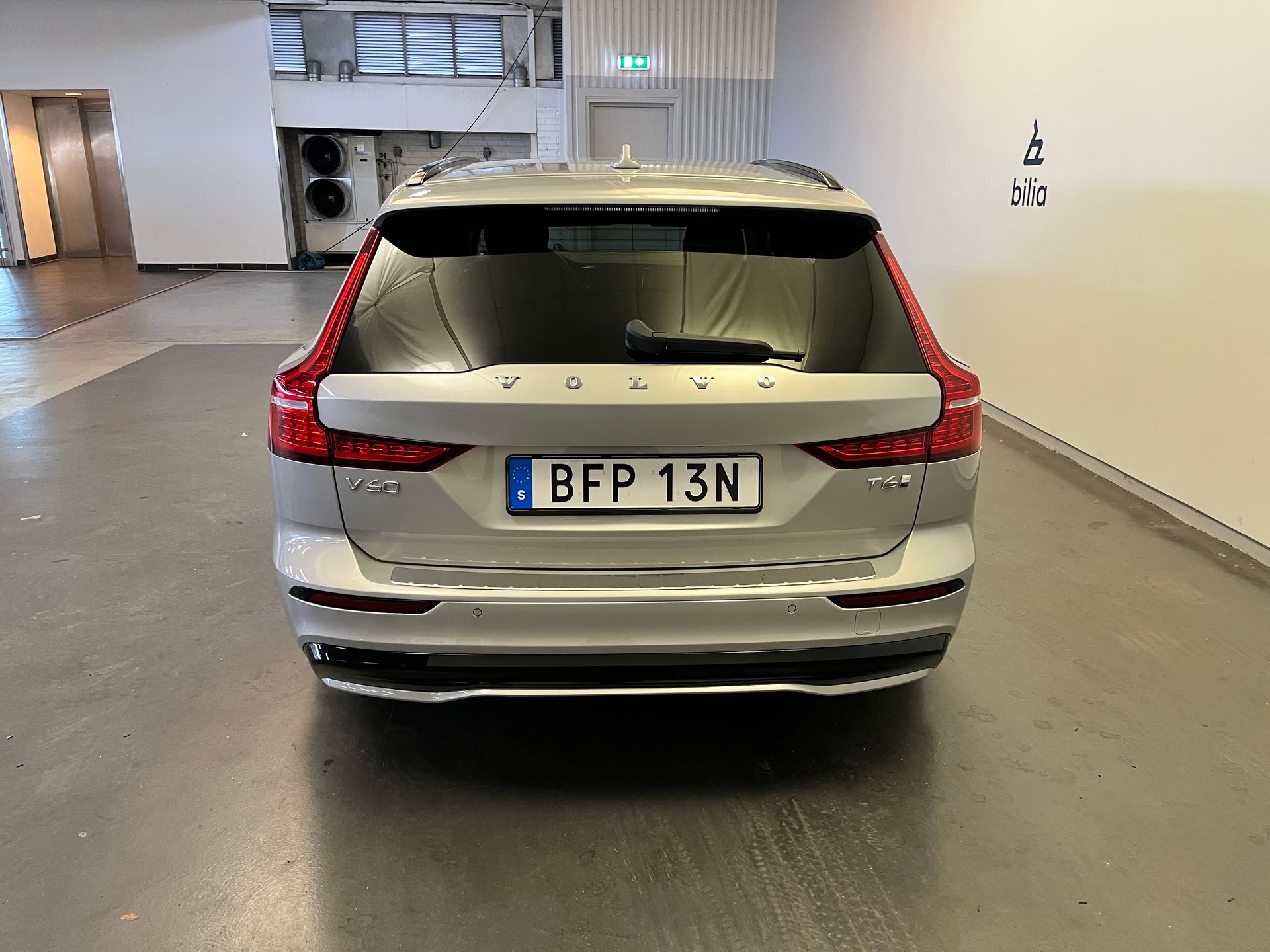 Volvo V60 T6 Plus Dark Nordic Edition 2025, bild 4/6