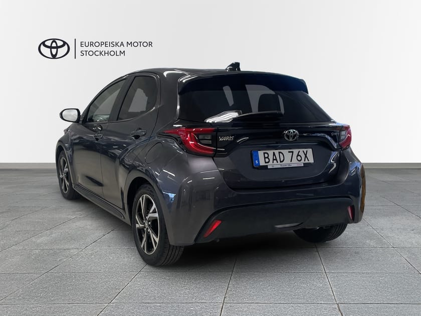 Bild 2 av Toyota Yaris Hybrid 115 1,5 HSD ACTIVE PLUS SÄKERHETSPAKET / VINTER