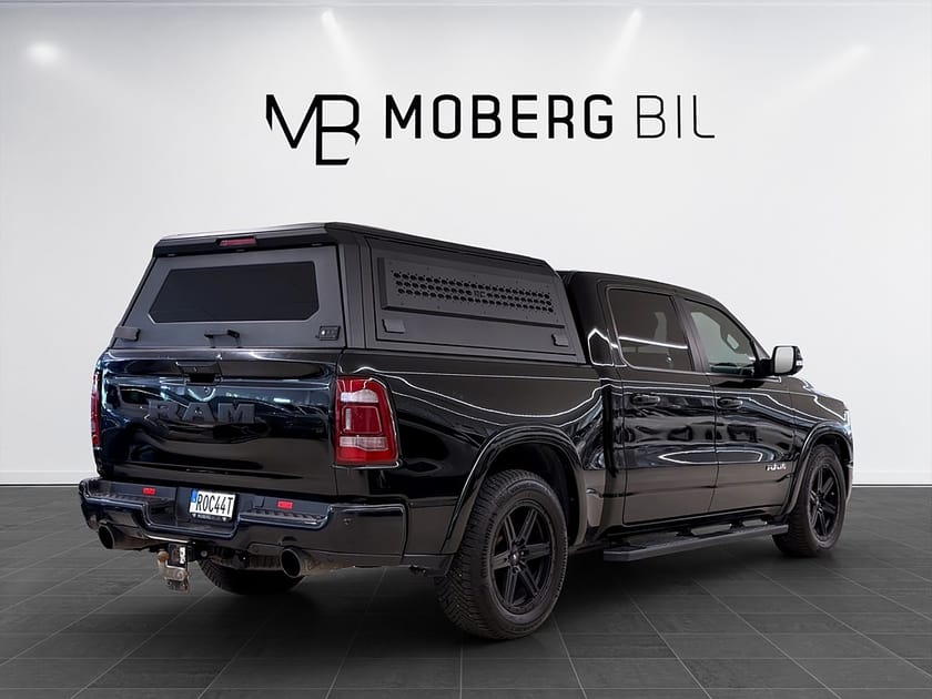 Bild 4 av RAM 1500 Crew Cab Dodge 5.7 V8 395hk Laramie Pano Läder H/K Navi Drag Kåpa