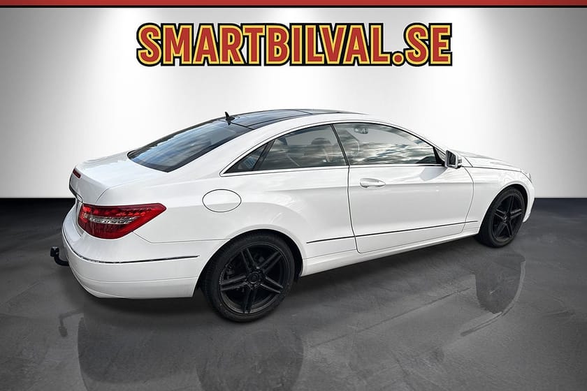 Bild 3 av Mercedes-Benz E 250 Coupé BE BlueEFFICIENCY Skinn Drag Panorama