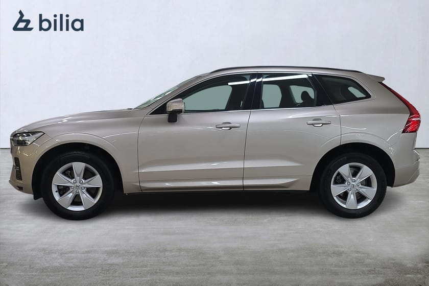 Bild 3 av Volvo XC60 B5 AWD Bensin Core / Google / Värmare