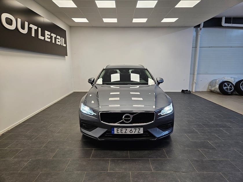 Bild 4 av Volvo V60 D4 190hk AWD 4x4 Momentum Navi Drag Backkamera